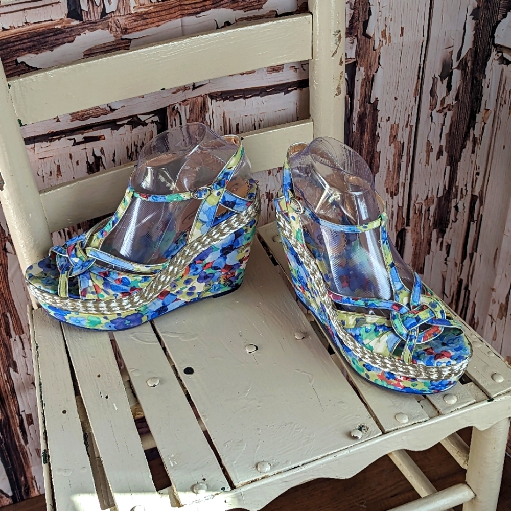 Poetic Licence Platform Sandals